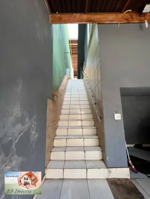 Sobrado com 3 quartos à venda, 250m2 em Taboão, Diadema - SP - imagem 4 Foto 4 de Sobrado com 3 quartos à venda, 250m2 em Taboão, Diadema - SP