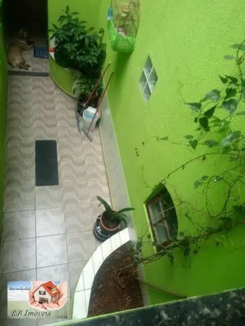 Sobrado com 3 quartos à venda, 270m2 em Jardim Las Vegas, Santo Andre - SP - imagem 5 Foto 5 de Sobrado com 3 quartos à venda, 270m2 em Jardim Las Vegas, Santo Andre - SP