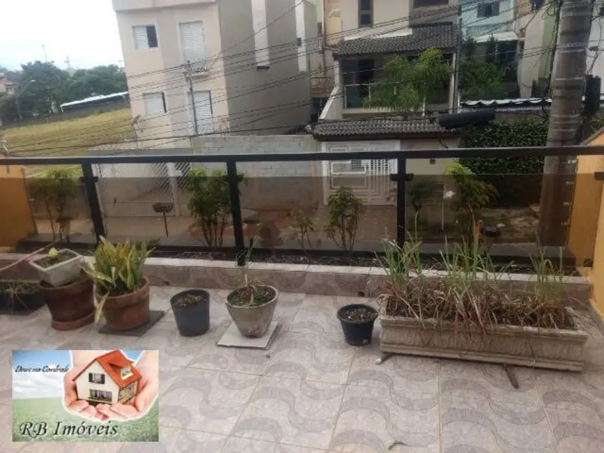 Sobrado com 3 quartos à venda, 270m2 em Jardim Las Vegas, Santo Andre - SP - imagem 6 Foto 6 de Sobrado com 3 quartos à venda, 270m2 em Jardim Las Vegas, Santo Andre - SP