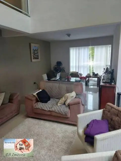 Foto 3 de Sobrado com 3 quartos à venda, 150m2 em Dos Finco, Sao Bernardo Do Campo - SP