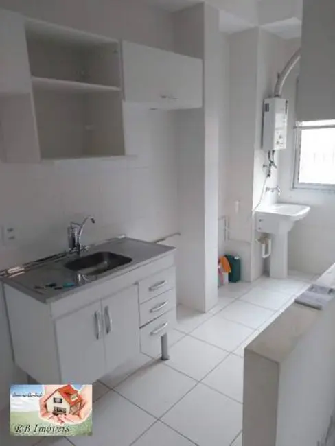 Foto 3 de Apartamento com 2 quartos à venda, 45m2 em Canhema, Diadema - SP