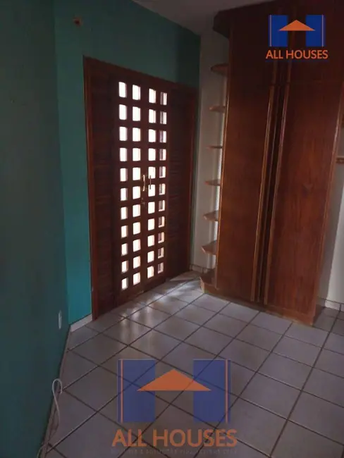 Foto 3 de Sobrado com 3 quartos à venda, 480m2 em Setor Faiçalville, Goiania - GO