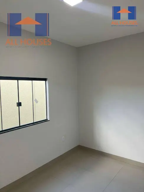 Casa com 2 quartos à venda, 156m2 em Setor Sol Dourado, Trindade - GO - imagem 4 Foto 4 de Casa com 2 quartos à venda, 156m2 em Setor Sol Dourado, Trindade - GO