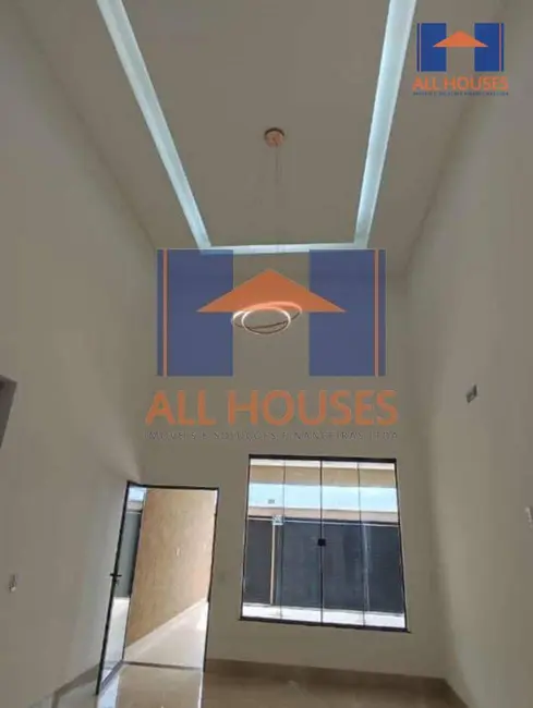 Casa com 3 quartos à venda, 230m2 em Setor Cristina II Expansão, Trindade - GO - imagem 7 Foto 7 de Casa com 3 quartos à venda, 230m2 em Setor Cristina II Expansão, Trindade - GO