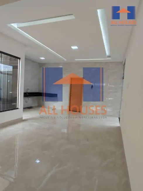 Foto 2 de Casa com 3 quartos à venda, 230m2 em Setor Cristina II Expansão, Trindade - GO