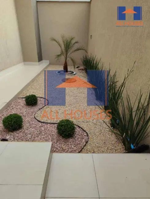 Casa com 3 quartos à venda, 230m2 em Setor Cristina II Expansão, Trindade - GO - imagem 5 Foto 5 de Casa com 3 quartos à venda, 230m2 em Setor Cristina II Expansão, Trindade - GO