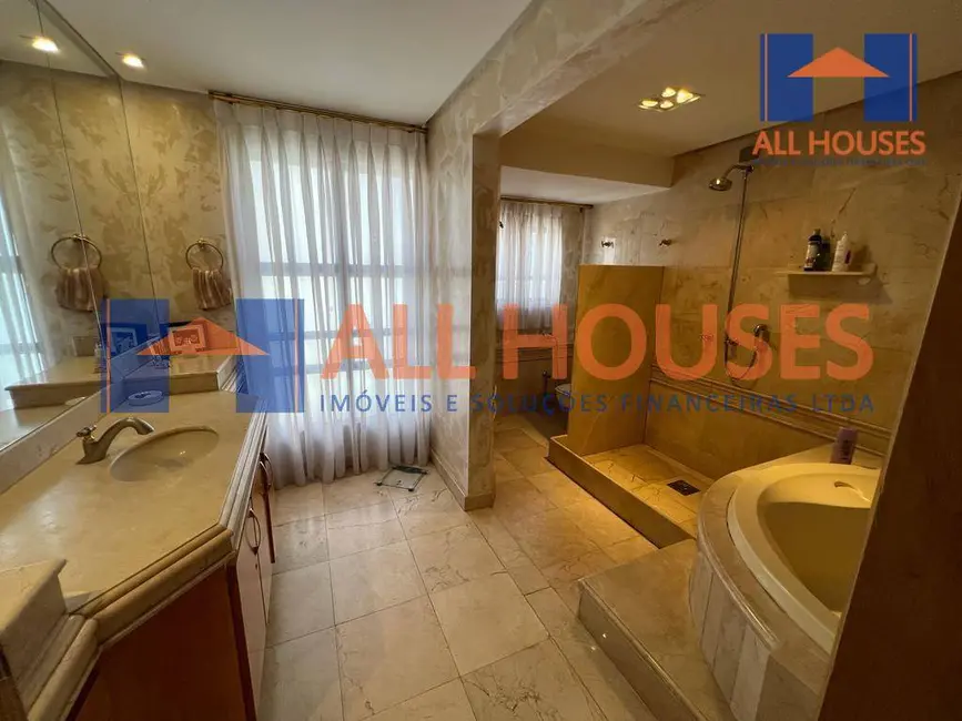 Foto 2 de Apartamento com 4 quartos à venda, 320m2 em Goiania - GO