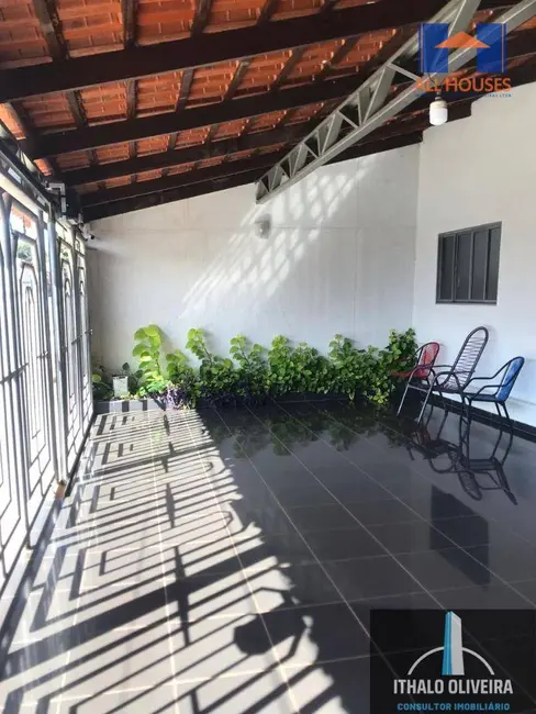 Casa com 3 quartos à venda, 239m2 em Conjunto Vera Cruz, Goiania - GO - imagem 3 Foto 3 de Casa com 3 quartos à venda, 239m2 em Conjunto Vera Cruz, Goiania - GO
