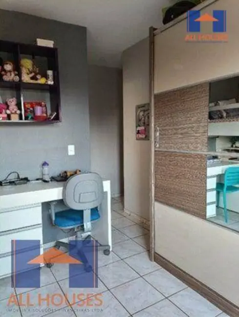 Foto 2 de Apartamento com 3 quartos à venda, 67m2 em Setor Negrão de Lima, Goiania - GO