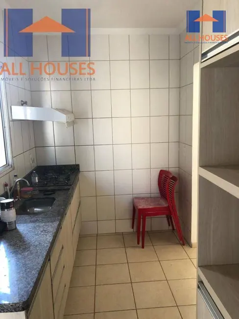 Casa de Condomínio com 3 quartos à venda, 200m2 em Trindade - GO - imagem 6 Foto 6 de Casa de Condomínio com 3 quartos à venda, 200m2 em Trindade - GO