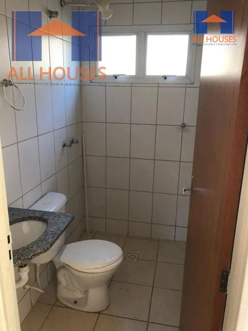 Casa de Condomínio com 3 quartos à venda, 200m2 em Trindade - GO - imagem 4 Foto 4 de Casa de Condomínio com 3 quartos à venda, 200m2 em Trindade - GO