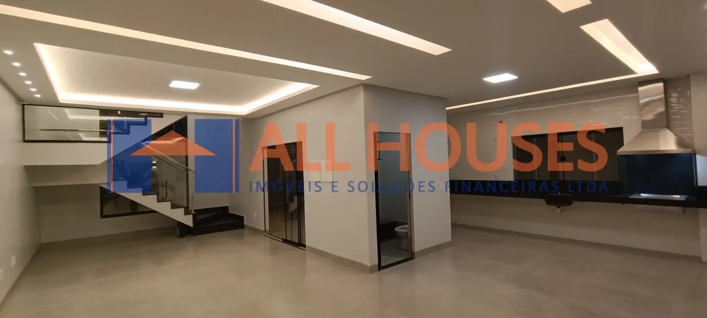 Sobrado com 3 quartos à venda, 230m2 em Trindade - GO - imagem 6 Foto 6 de Sobrado com 3 quartos à venda, 230m2 em Trindade - GO