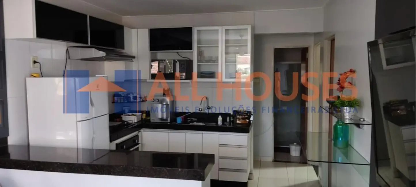 Casa de Condomínio com 2 quartos à venda, 154m2 em Goiania - GO - imagem 8 Foto 8 de Casa de Condomínio com 2 quartos à venda, 154m2 em Goiania - GO