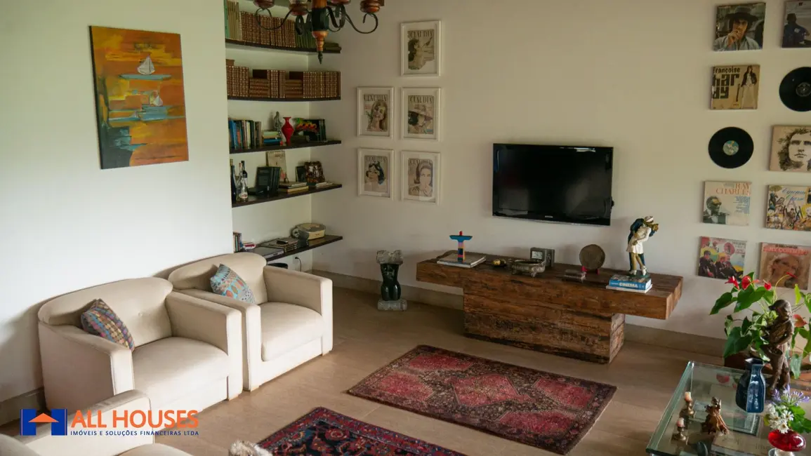 Foto 9 de Sobrado com 4 quartos à venda, 1280m2 em Residencial Aldeia do Vale, Goiania - GO