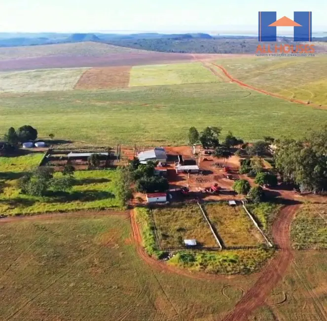Foto 2 de Fazenda / Haras à venda, 16777215m2 em Chapadao Do Ceu - GO
