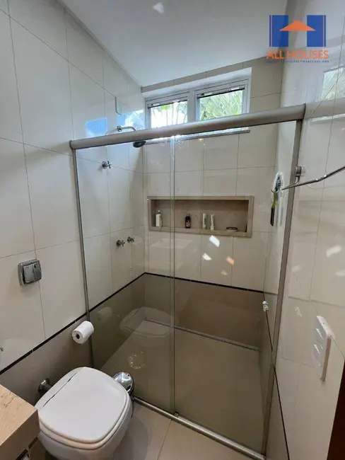 Foto 5 de Sobrado com 4 quartos à venda, 400m2 em Jardins Atenas, Goiania - GO