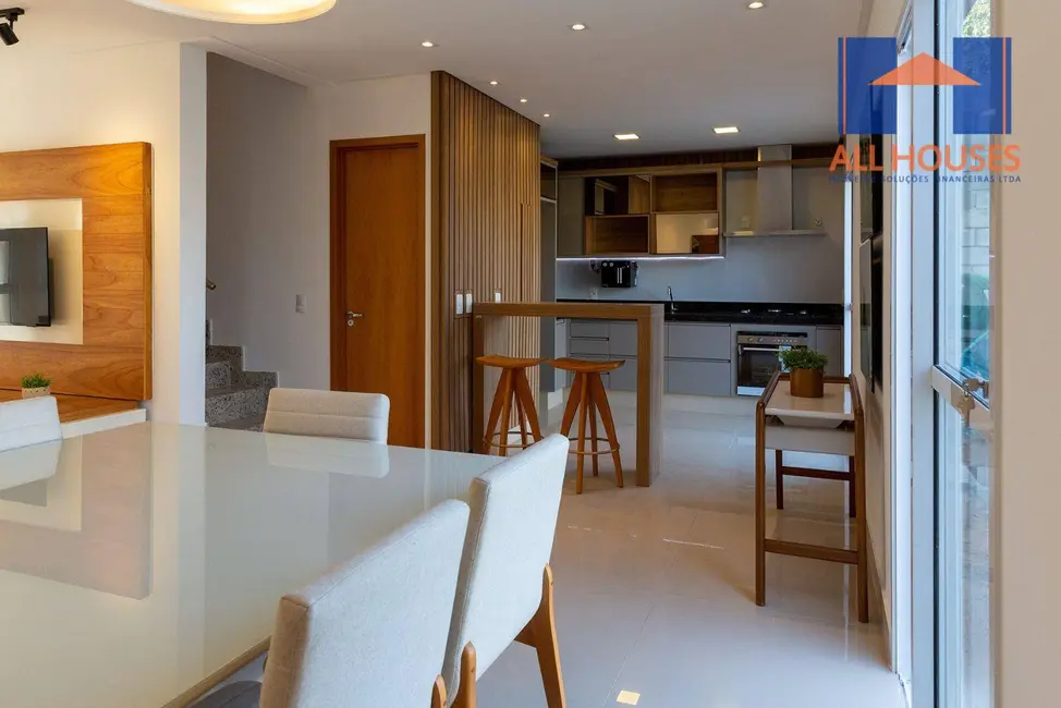 Foto 5 de Sobrado com 3 quartos à venda, 155m2 em Aparecida De Goiania - GO