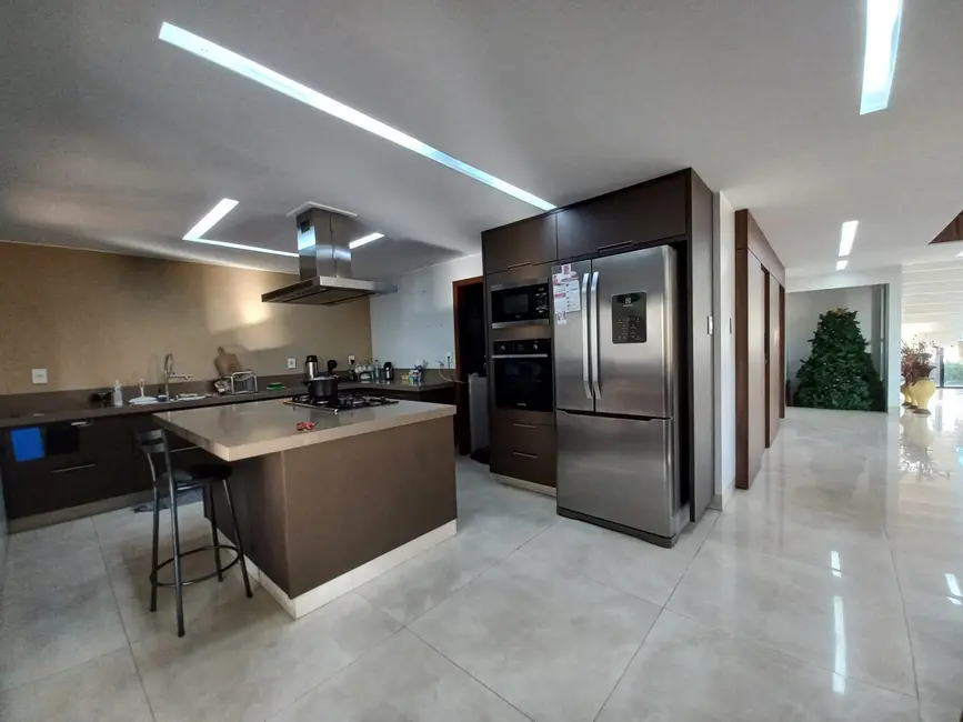 Foto 8 de Casa com 5 quartos à venda, 350m2 em Setor Central, Gurupi - TO