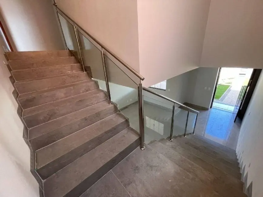 Foto 7 de Casa com 4 quartos à venda, 180m2 em Plano Diretor Sul, Palmas - TO