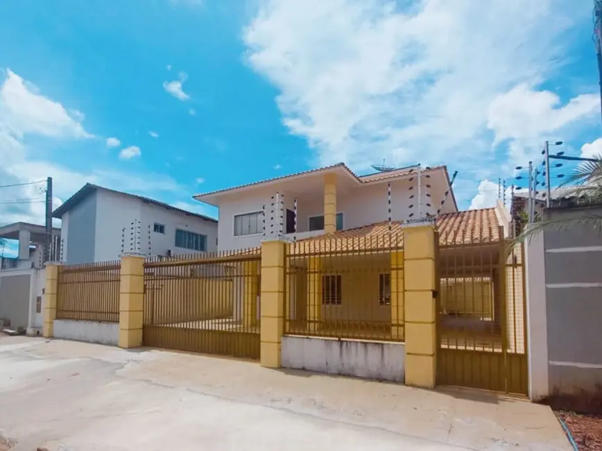 Foto 1 de Casa com 4 quartos à venda, 370m2 em Plano Diretor Sul, Palmas - TO