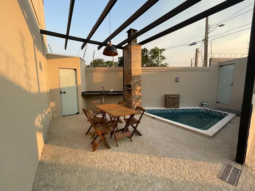 Foto 1 de Casa com 4 quartos à venda, 184m2 em Plano Diretor Sul, Palmas - TO