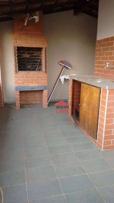 Foto 3 de Casa com 2 quartos à venda, 360m2 em Jardim Ipiranga, Americana - SP