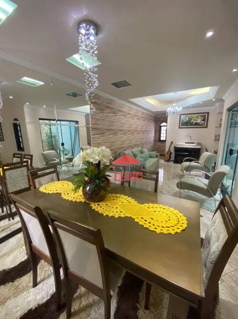 Foto 8 de Sobrado com 3 quartos à venda, 150m2 em Parque Residencial Jaguari, Americana - SP