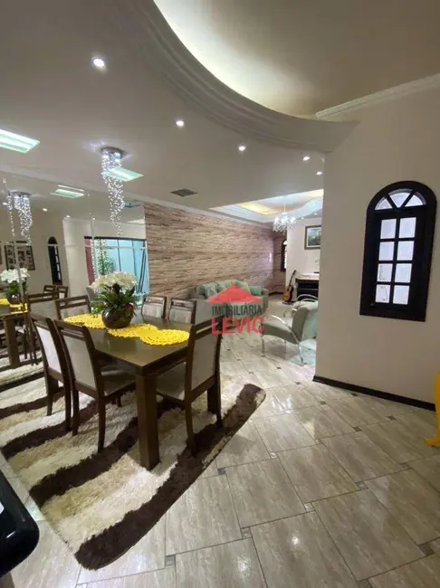 Foto 2 de Sobrado com 3 quartos à venda, 150m2 em Parque Residencial Jaguari, Americana - SP