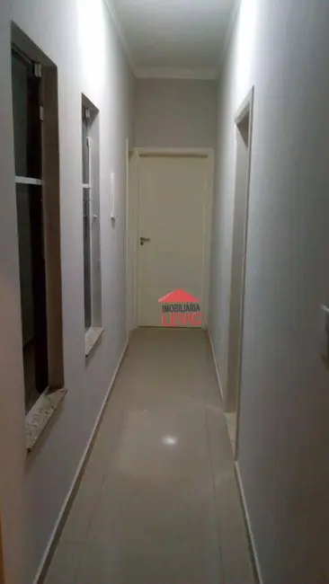 Foto 6 de Sobrado com 3 quartos à venda, 180m2 em Jardim Boer II, Americana - SP