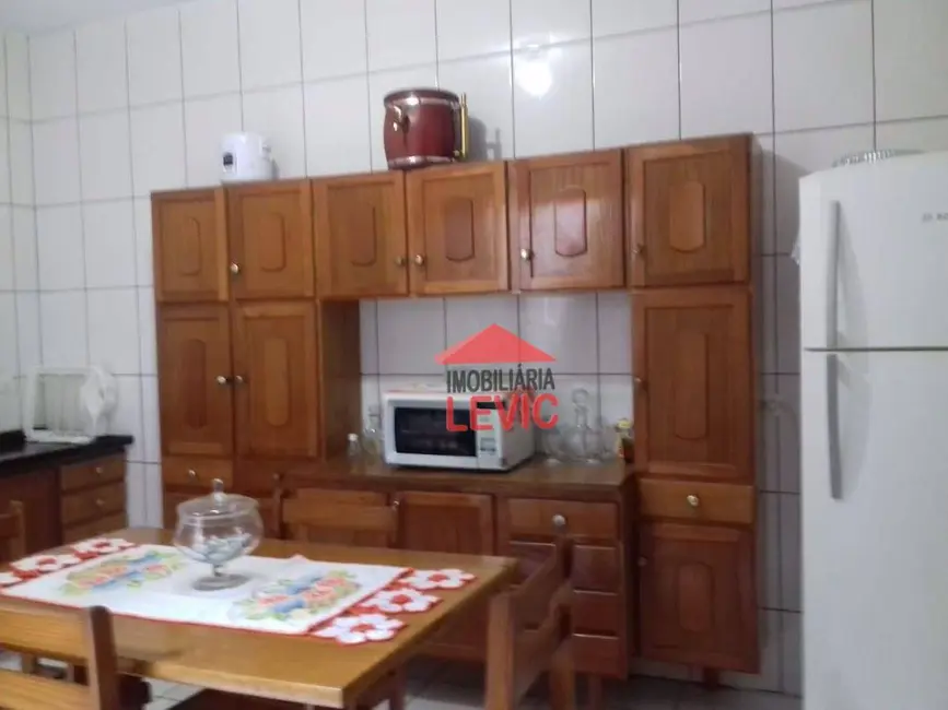 Casa com 3 quartos à venda, 250m2 em Santa Bárbara D`Oeste - SP - imagem 8 Foto 8 de Casa com 3 quartos à venda, 250m2 em Santa Bárbara D`Oeste - SP