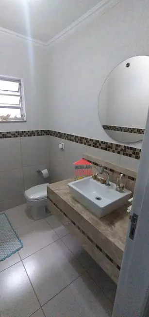 Sobrado com 3 quartos à venda, 125m2 em Santa Bárbara D`Oeste - SP - imagem 9 Foto 9 de Sobrado com 3 quartos à venda, 125m2 em Santa Bárbara D`Oeste - SP