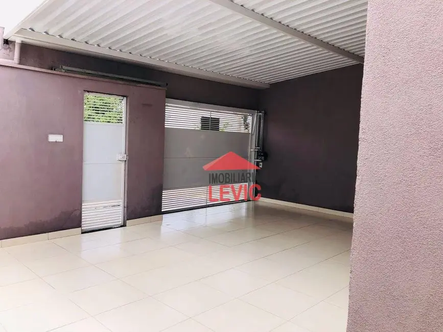 Foto 2 de Casa com 2 quartos à venda, 184m2 em Santa Bárbara D`Oeste - SP