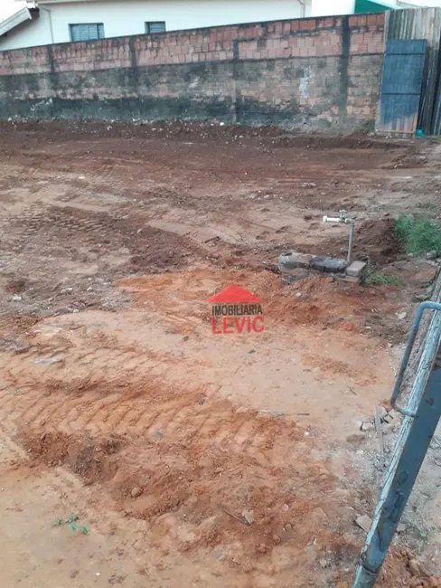 Foto 5 de Terreno / Lote à venda, 410m2 em São Luiz, Americana - SP