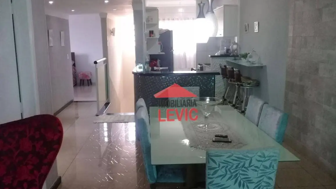 Sobrado com 3 quartos à venda, 250m2 em Santa Bárbara D`Oeste - SP - imagem 5 Foto 5 de Sobrado com 3 quartos à venda, 250m2 em Santa Bárbara D`Oeste - SP