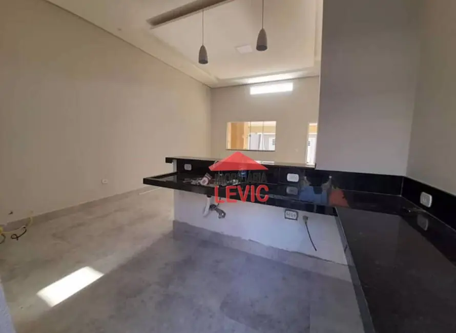 Casa com 3 quartos à venda, 125m2 em Santa Bárbara D`Oeste - SP - imagem 4 Foto 4 de Casa com 3 quartos à venda, 125m2 em Santa Bárbara D`Oeste - SP