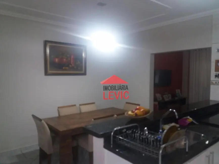 Foto 8 de Casa com 2 quartos à venda, 125m2 em Santa Bárbara D`Oeste - SP