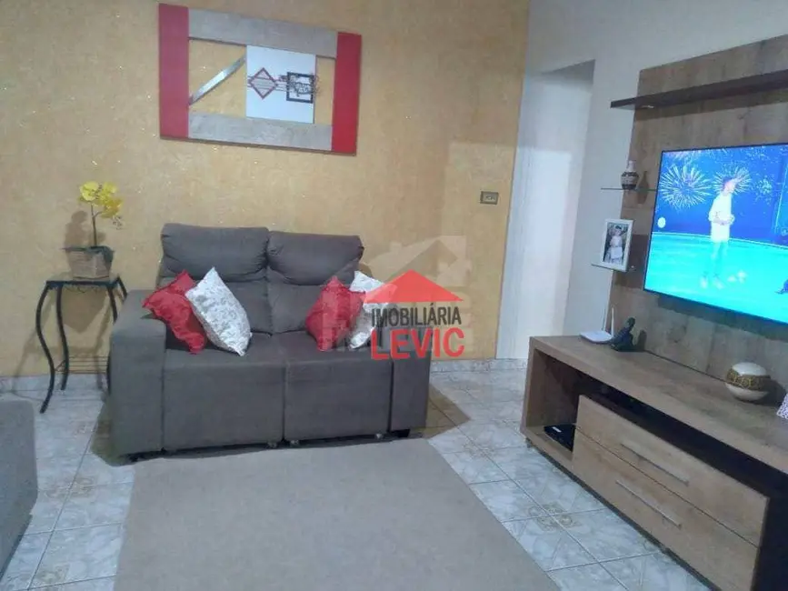 Casa com 2 quartos à venda, 125m2 em Santa Bárbara D`Oeste - SP - imagem 3 Foto 3 de Casa com 2 quartos à venda, 125m2 em Santa Bárbara D`Oeste - SP