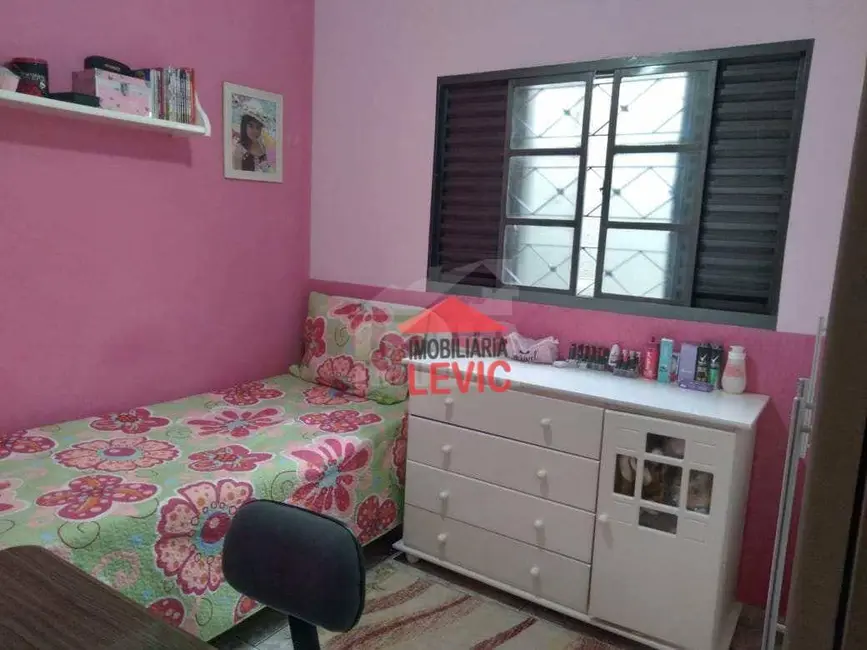 Casa com 2 quartos à venda, 125m2 em Santa Bárbara D`Oeste - SP - imagem 9 Foto 9 de Casa com 2 quartos à venda, 125m2 em Santa Bárbara D`Oeste - SP