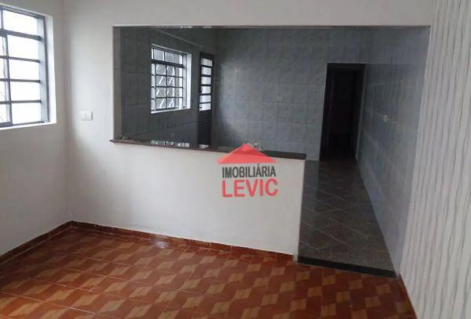 Foto 2 de Casa com 2 quartos à venda, 125m2 em Santa Bárbara D`Oeste - SP