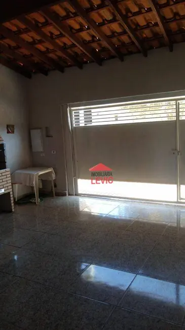 Foto 9 de Casa com 2 quartos à venda, 240m2 em Jardim Guanabara, Americana - SP