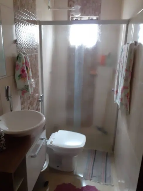 Casa com 3 quartos à venda, 312m2 em Tupi Paulista - SP - imagem 8 Foto 8 de Casa com 3 quartos à venda, 312m2 em Tupi Paulista - SP