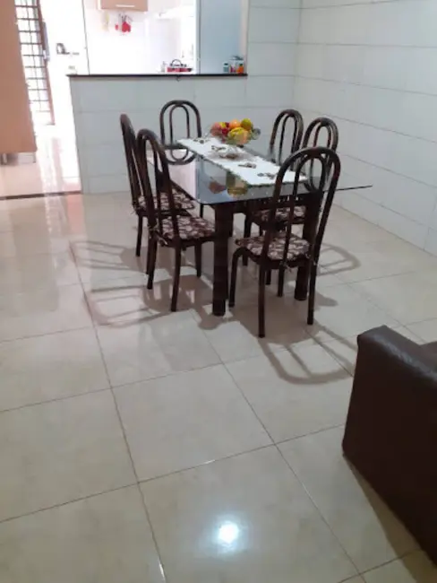 Casa com 3 quartos à venda, 312m2 em Tupi Paulista - SP - imagem 3 Foto 3 de Casa com 3 quartos à venda, 312m2 em Tupi Paulista - SP