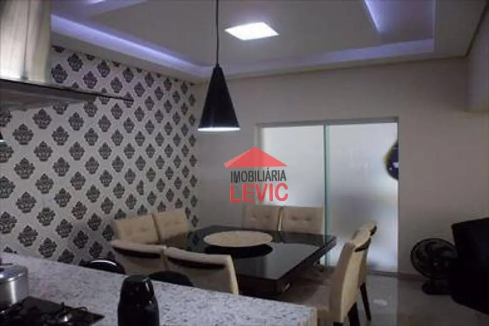 Foto 6 de Sobrado com 4 quartos à venda, 250m2 em Santa Bárbara D`Oeste - SP