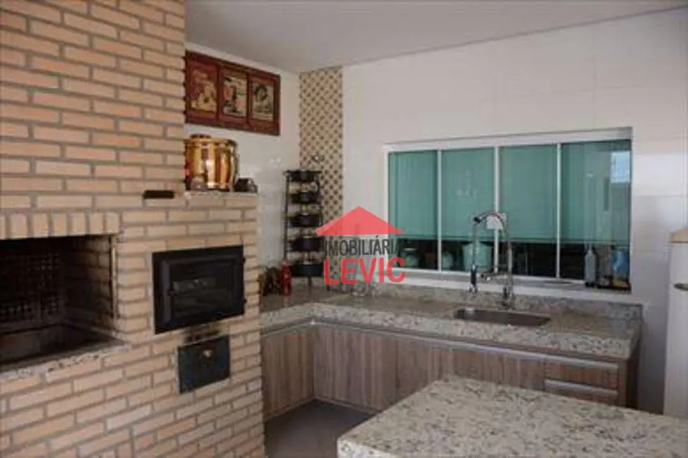 Foto 5 de Sobrado com 4 quartos à venda, 250m2 em Santa Bárbara D`Oeste - SP