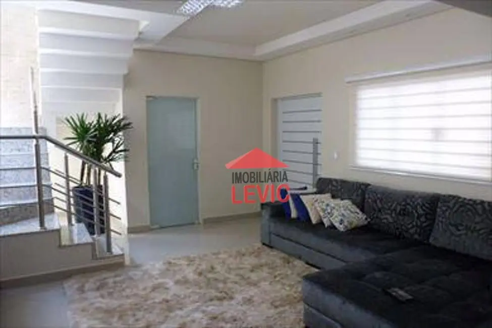 Foto 8 de Sobrado com 4 quartos à venda, 250m2 em Santa Bárbara D`Oeste - SP