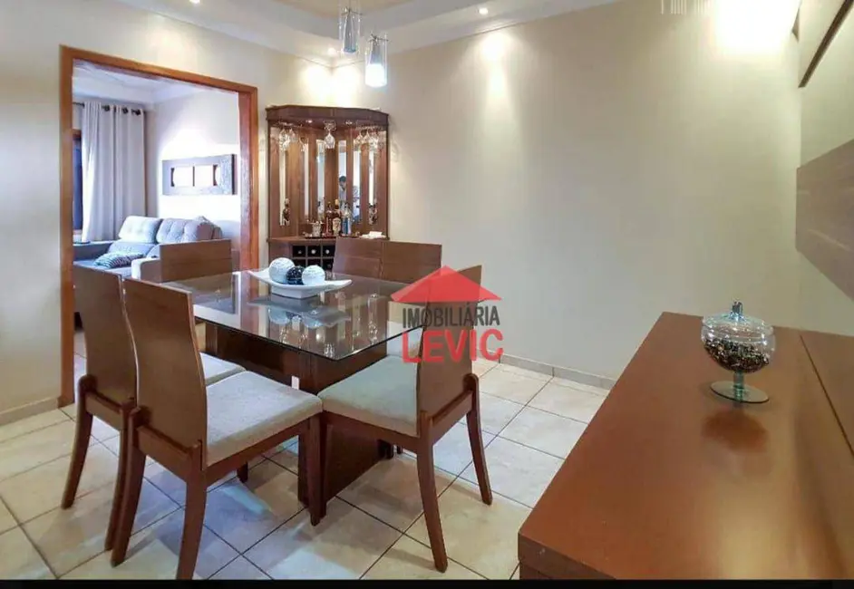 Foto 4 de Casa com 3 quartos à venda, 169m2 em Parque Residencial Jaguari, Americana - SP