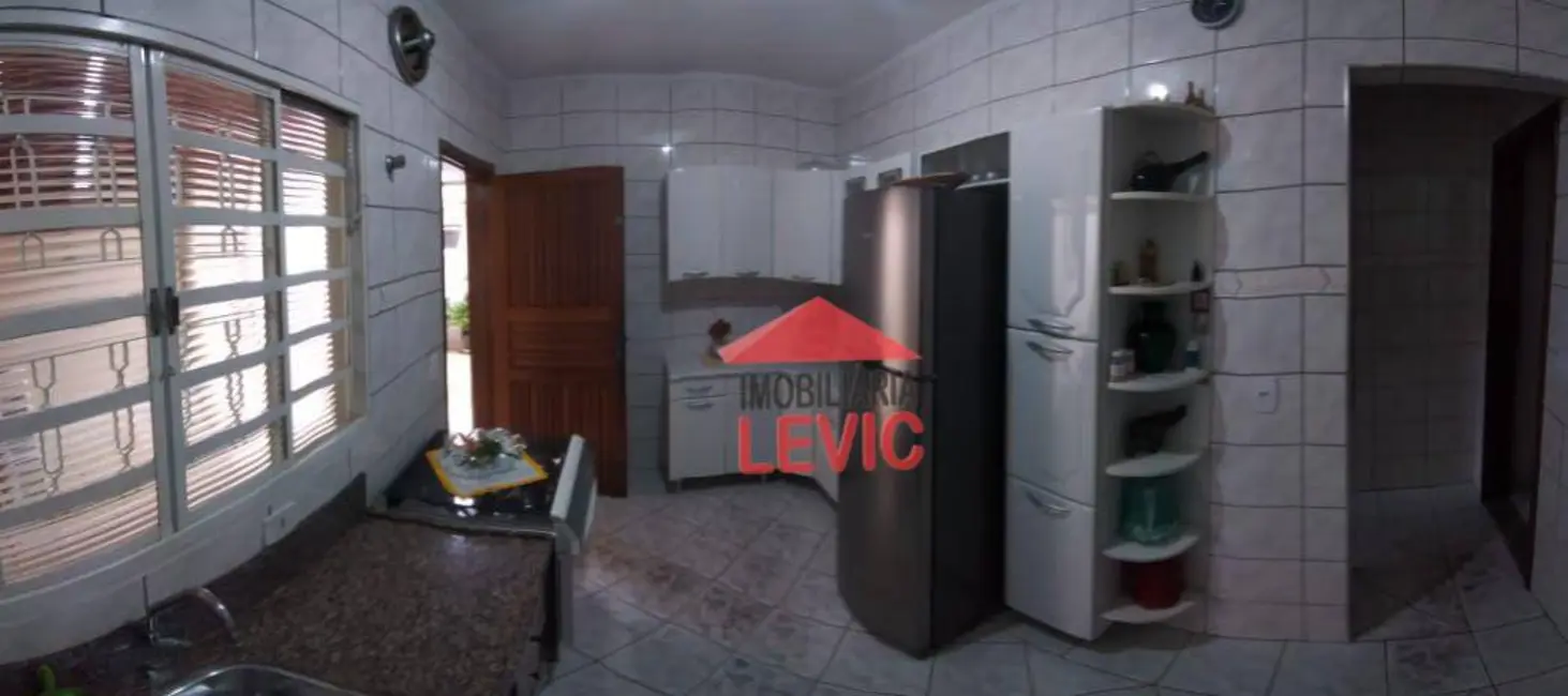 Foto 7 de Casa com 2 quartos à venda, 348m2 em Jardim Brasília, Americana - SP