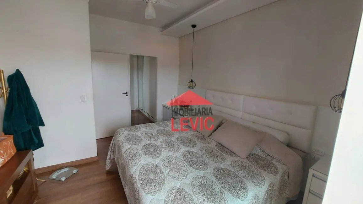 Sobrado com 3 quartos à venda, 175m2 em Santa Bárbara D`Oeste - SP - imagem 8 Foto 8 de Sobrado com 3 quartos à venda, 175m2 em Santa Bárbara D`Oeste - SP