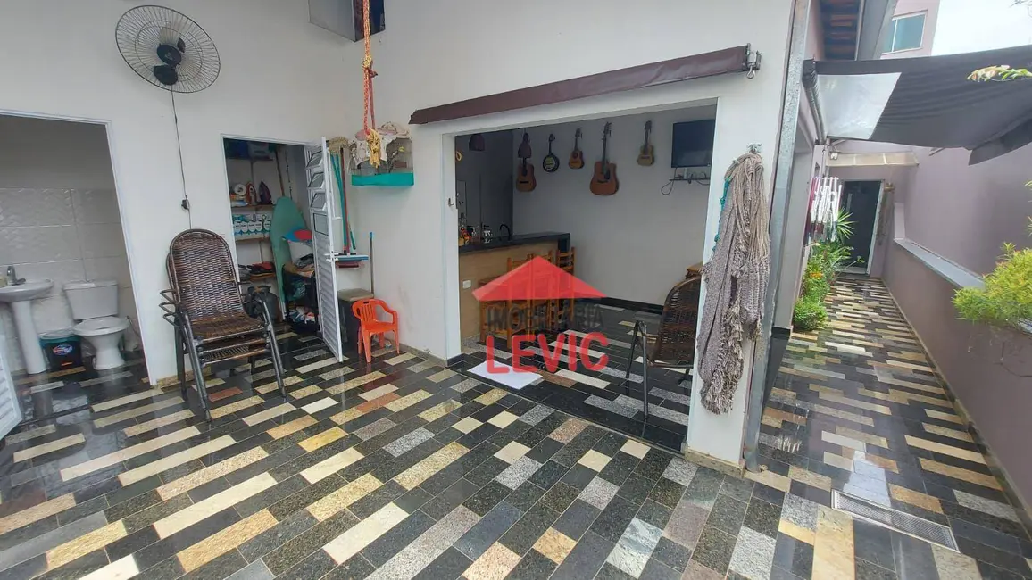 Sobrado com 3 quartos à venda, 175m2 em Santa Bárbara D`Oeste - SP - imagem 3 Foto 3 de Sobrado com 3 quartos à venda, 175m2 em Santa Bárbara D`Oeste - SP