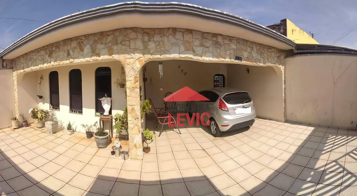 Casa com 3 quartos à venda, 300m2 em Santa Bárbara D`Oeste - SP - imagem 1 Foto 1 de Casa com 3 quartos à venda, 300m2 em Santa Bárbara D`Oeste - SP